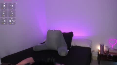 Snapshot of _lucianapalmer chatting on November 2025 12:16:01 PM online show from November 2025 12:16:01 PM