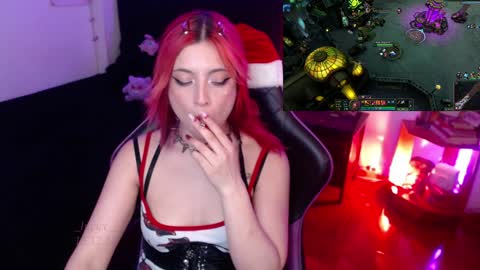 Queen.  Help me reach 100 thumbs up  online show from December 2024 12:04:02 AM