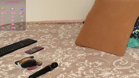 Lullaby online show from November 2025 03:01:02 PM