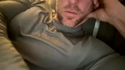 _lululeo_ online show from December 2025 02:08:02 AM