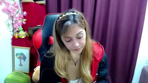 Snapshot of _luna10 chatting on November 2025 06:59:02 PM _luna10 online show from November 2025 06:59:02 PM