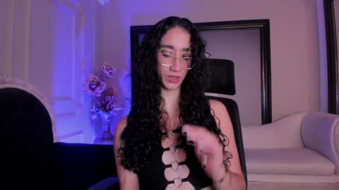  Luna  online show from January 2025 11:19:01 PM