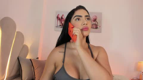 _luuciana_ online show from April 2026 04:46:02 AM