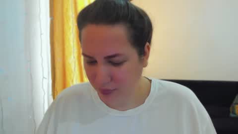 Snapshot of _madalexa_ chatting on June 2026 07:05:02 AM Alexa online show from June 2026 07:05:02 AM