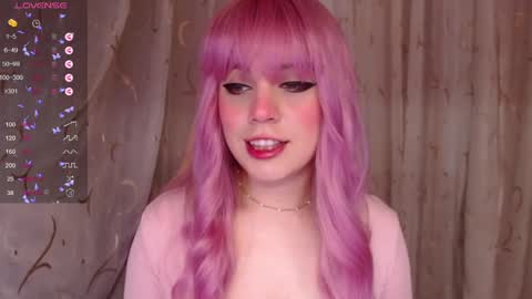 Snapshot of _marcelline_ chatting on December 2024 12:05:02 PM Kira online show from December 2024 12:05:02 PM