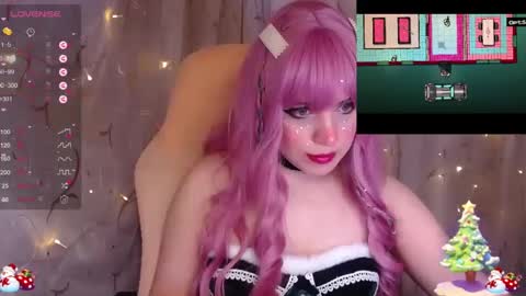 Snapshot of _marcelline_ chatting on December 2024 12:55:02 PM Kira online show from December 2024 12:55:02 PM