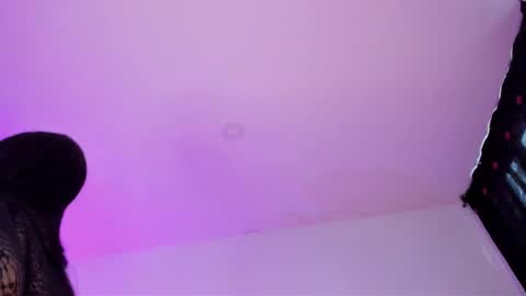 Maria paula online show from September 2025 08:52:02 PM