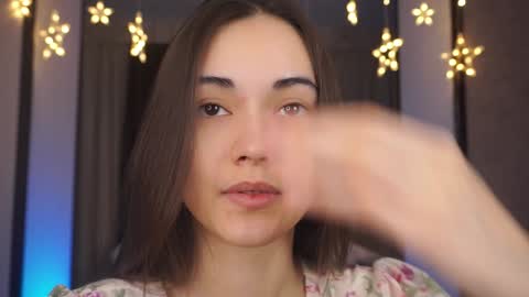  Gwen  online show from December 2024 08:27:02 PM