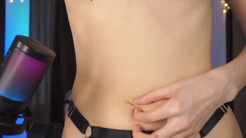  Gwen  online show from January 2025 03:04:02 AM