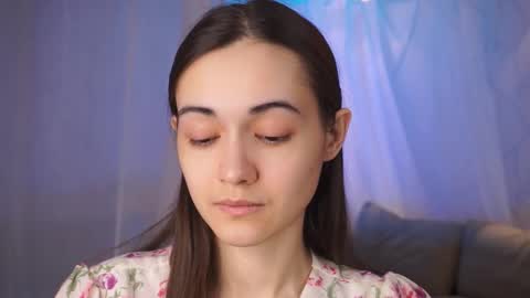  Gwen  online show from February 2025 08:18:01 PM