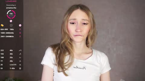  Gwen  online show from September 2025 03:45:02 AM