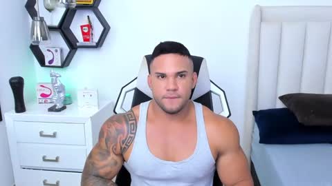 _matthew_santos_ online show from February 2025 12:19:02 AM