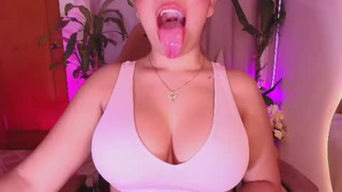 Marce  online show from June 2026 10:34:01 AM