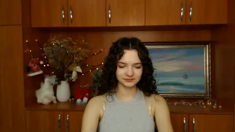 Susie online show from December 2024 07:24:01 AM