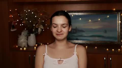 Susie online show from December 2024 12:27:01 PM