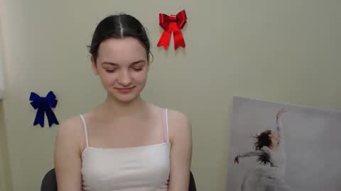 Susie online show from February 2025 10:20:02 AM