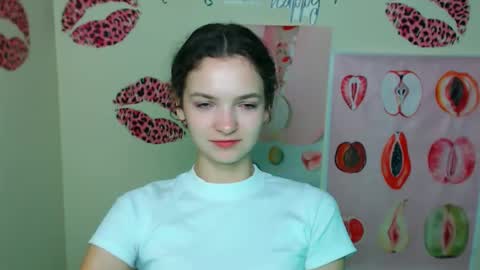 Susie online show from November 2025 07:28:01 AM