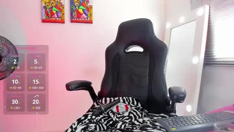 Snapshot of _megganjobs chatting on December 2024 03:33:02 PM Juli online show from December 2024 03:33:02 PM