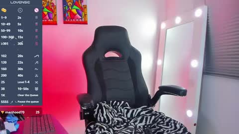 Snapshot of _megganjobs chatting on January 2025 12:06:02 AM Juli online show from January 2025 12:06:02 AM