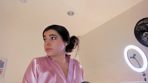  MIa blue 18  online show from March 2026 01:52:02 AM