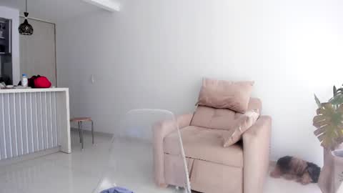 Snapshot of _mia_peach chatting on June 2026 06:31:02 PM _mia_peach online show from June 2026 06:31:02 PM