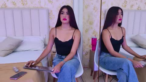 Mia Monroe online show from September 2025 07:37:01 PM