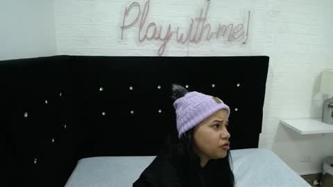  Mia  online show from February 2025 12:45:02 PM