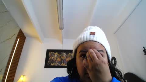  Mia  online show from November 2025 12:55:01 PM