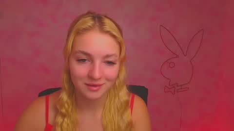 Melanie online show from December 2024 10:01:02 AM