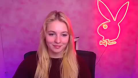 Melanie online show from February 2025 01:10:02 PM