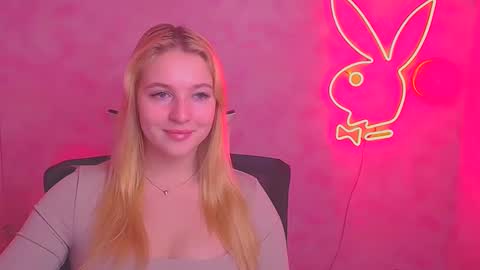 Melanie online show from February 2025 12:32:02 PM