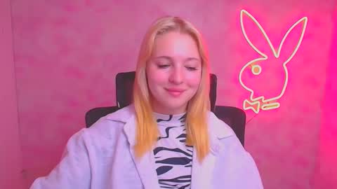 Melanie online show from September 2025 05:42:01 AM