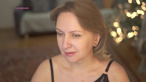 _million_dollarsmile online show from January 2025 09:53:02 AM