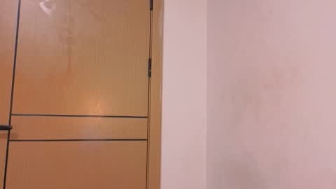 Mimi online show from April 2026 09:13:01 AM