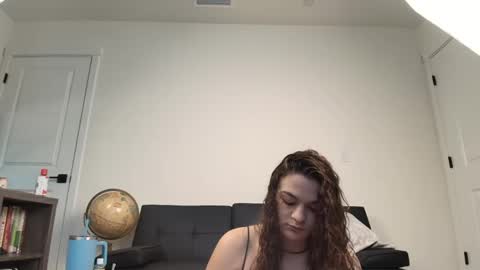 Mina online show from January 2025 06:41:02 PM