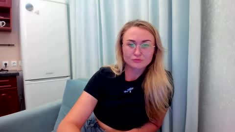 Eva online show from September 2025 08:08:01 PM