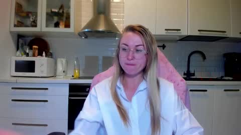 Eva online show from October 2025 05:49:02 AM