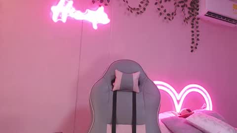 Hinata 3 online show from February 2026 01:40:01 PM