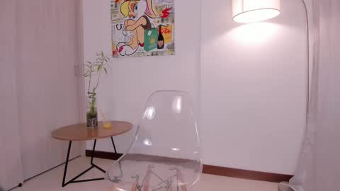 kimberley cruz online show from March 2025 05:17:02 PM