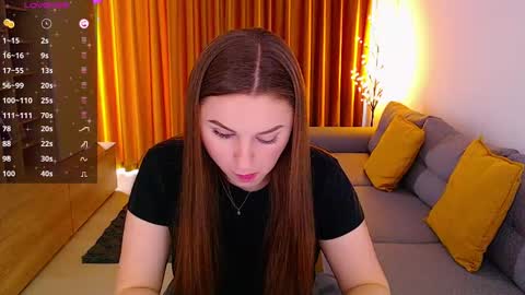 Mia online show from February 2025 10:04:01 AM