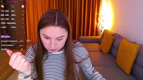 Mia online show from February 2025 09:15:01 AM