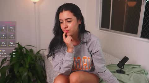 Vale online show from January 2025 01:10:01 AM