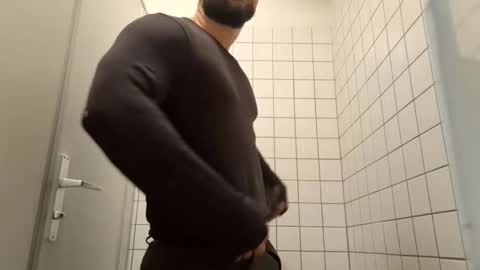 BENJI online show from October 2025 07:41:01 AM