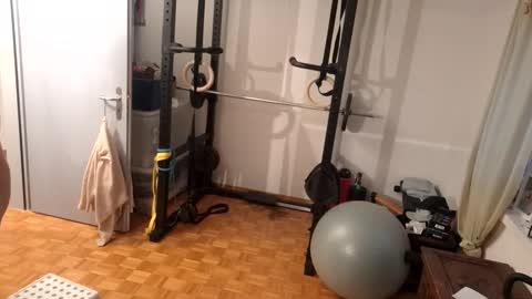 BENJI online show from November 2025 03:23:02 PM