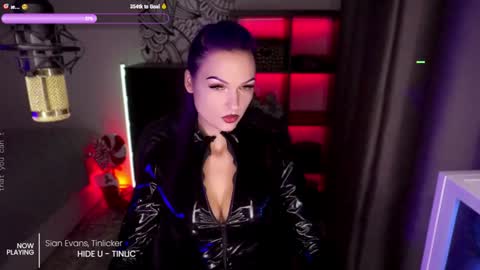 Snapshot of _mistress__ chatting on December 2024 06:38:02 PM Mistress Milana online show from December 2024 06:38:02 PM