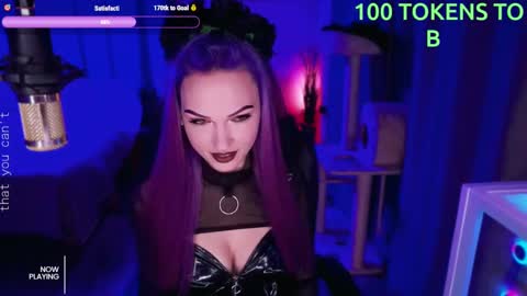 Snapshot of _mistress__ chatting on February 2025 08:10:01 PM Mistress Milana online show from February 2025 08:10:01 PM