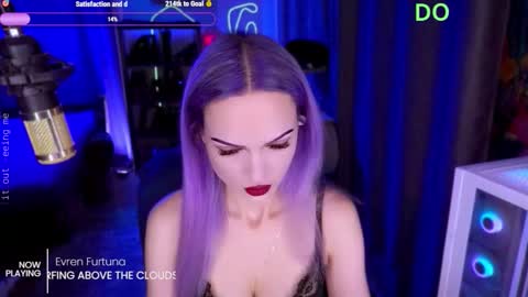 Snapshot of _mistress__ chatting on November 2025 05:02:01 PM Mistress Milana online show from November 2025 05:02:01 PM