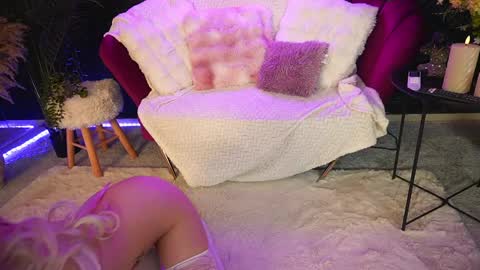Snapshot of _mistyjoys_ chatting on May 2026 04:54:01 AM Misty Joys online show from May 2026 04:54:01 AM