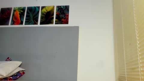 _molly_rosse_ online show from December 2025 12:21:02 PM