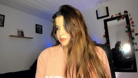     liaaa 4u online show from December 2024 11:40:01 PM